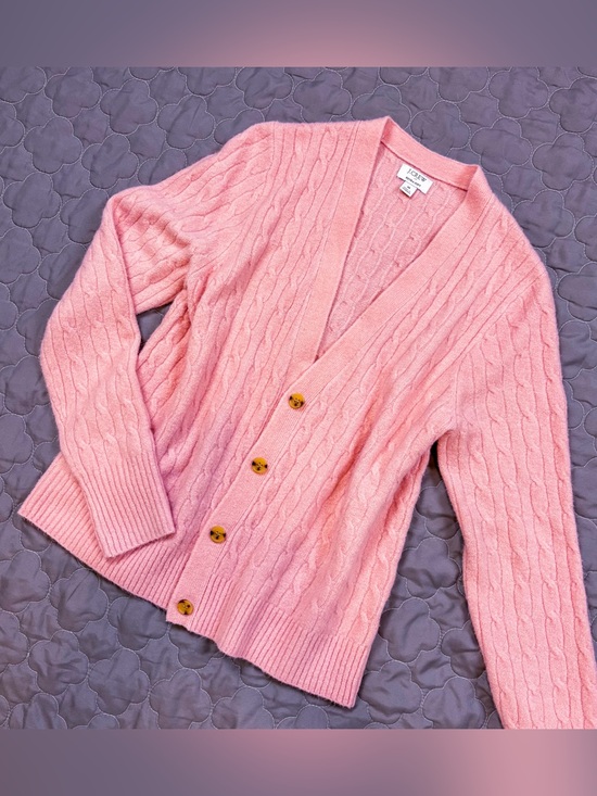 J. Crew Sweaters - J. Crew Baby Pink Super Soft Cable-Knit V‑Neck Cardigan Size M
